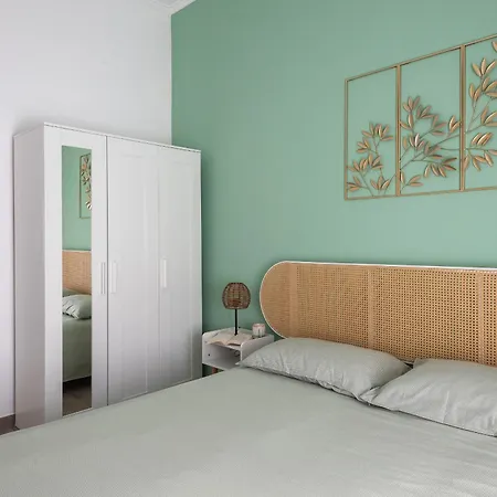 Casapignatelli بيت للعطل